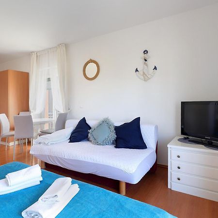 Moro Vrbnik Apartment ภายนอก รูปภาพ